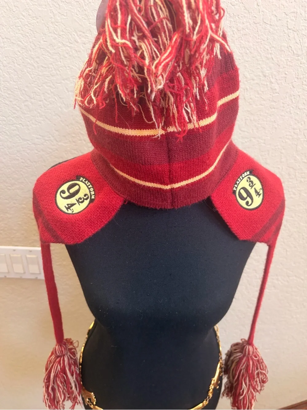 Harry Potter Gryffindor Earflap Pom Hat - Red and Yellow